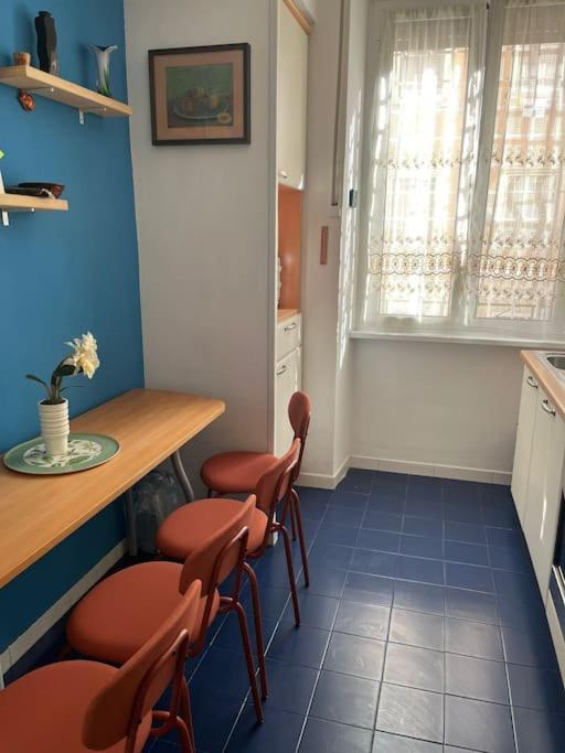 Family By Metro A Vatican Museums Apartment Rome